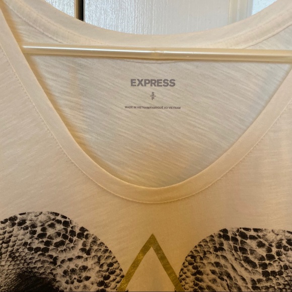 Express Skull Tee Halloween - Picture 6 of 11